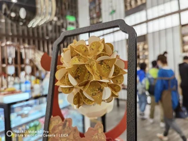 华为mate系列首个爆款_mate系列产品_探索华为Mate系列的旗舰特性