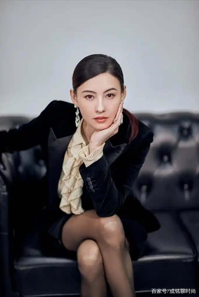 张柏芝红毯礼服_张柏芝的时尚风格与红毯魅力_戛纳红毯网红