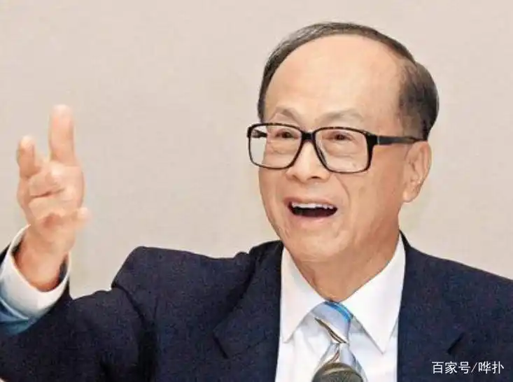 从香港到全球：李嘉诚的商业帝国_李嘉诚香港垄断_李嘉诚掌握香港的地皮