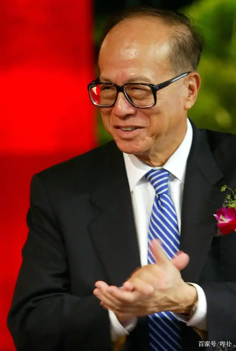 李嘉诚掌握香港的地皮_李嘉诚香港垄断_从香港到全球：李嘉诚的商业帝国
