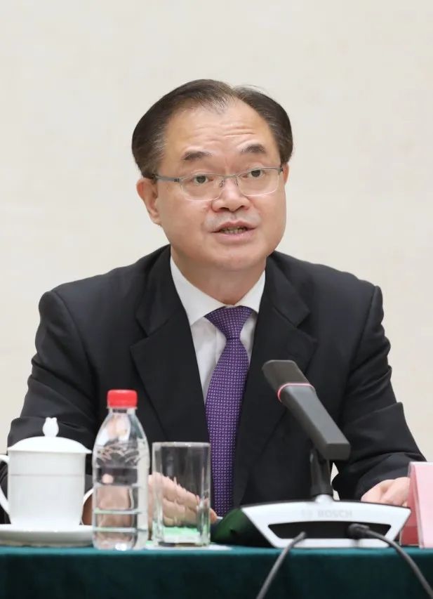 加密货币到底有什么用_分析加密货币市场的投资者教育现状：如何提高知识普及与理解_加密货币何去何从