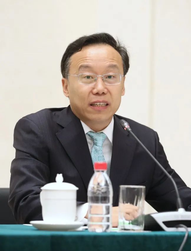 加密货币到底有什么用_分析加密货币市场的投资者教育现状：如何提高知识普及与理解_加密货币何去何从