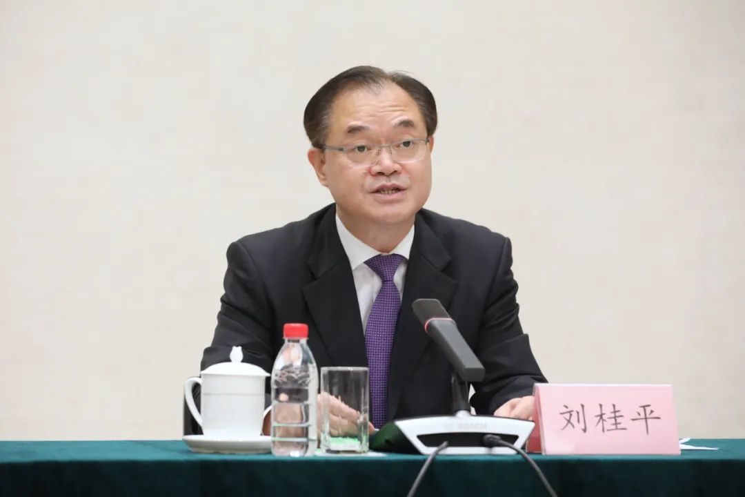 加密货币何去何从_分析加密货币市场的投资者教育现状：如何提高知识普及与理解_加密货币到底有什么用