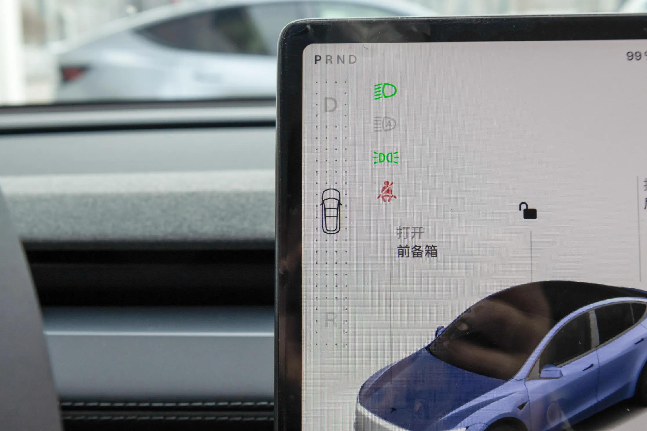 新款Model Y的智能互联体验评测_modely性能版试驾视频_modely1