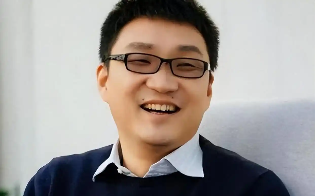 黄峥的人际网络与商业关系_人际关系网络营销_人际关系网络是什么