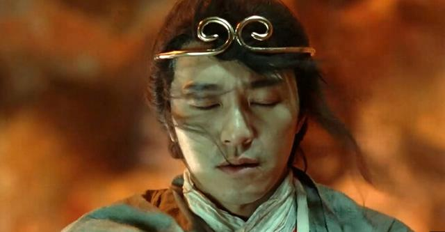 周润发 - 以《赌神》、《英雄本色》而闻名，华语电影界的传奇人物。_周润发电影大全全集英雄本色_周润发语录英雄本色